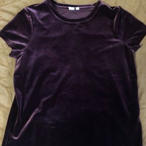 gap deep maroon velvet t-shirt